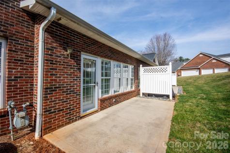 1365 Royalty Circle Statesville NC 28625