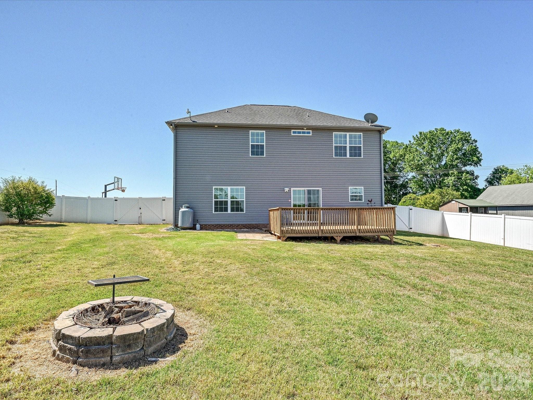 5009 Dwight Starnes Road Waxhaw NC 28173