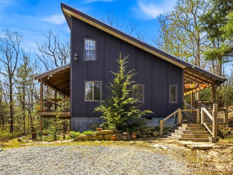 50 Dogwood Circle Penrose NC 28766