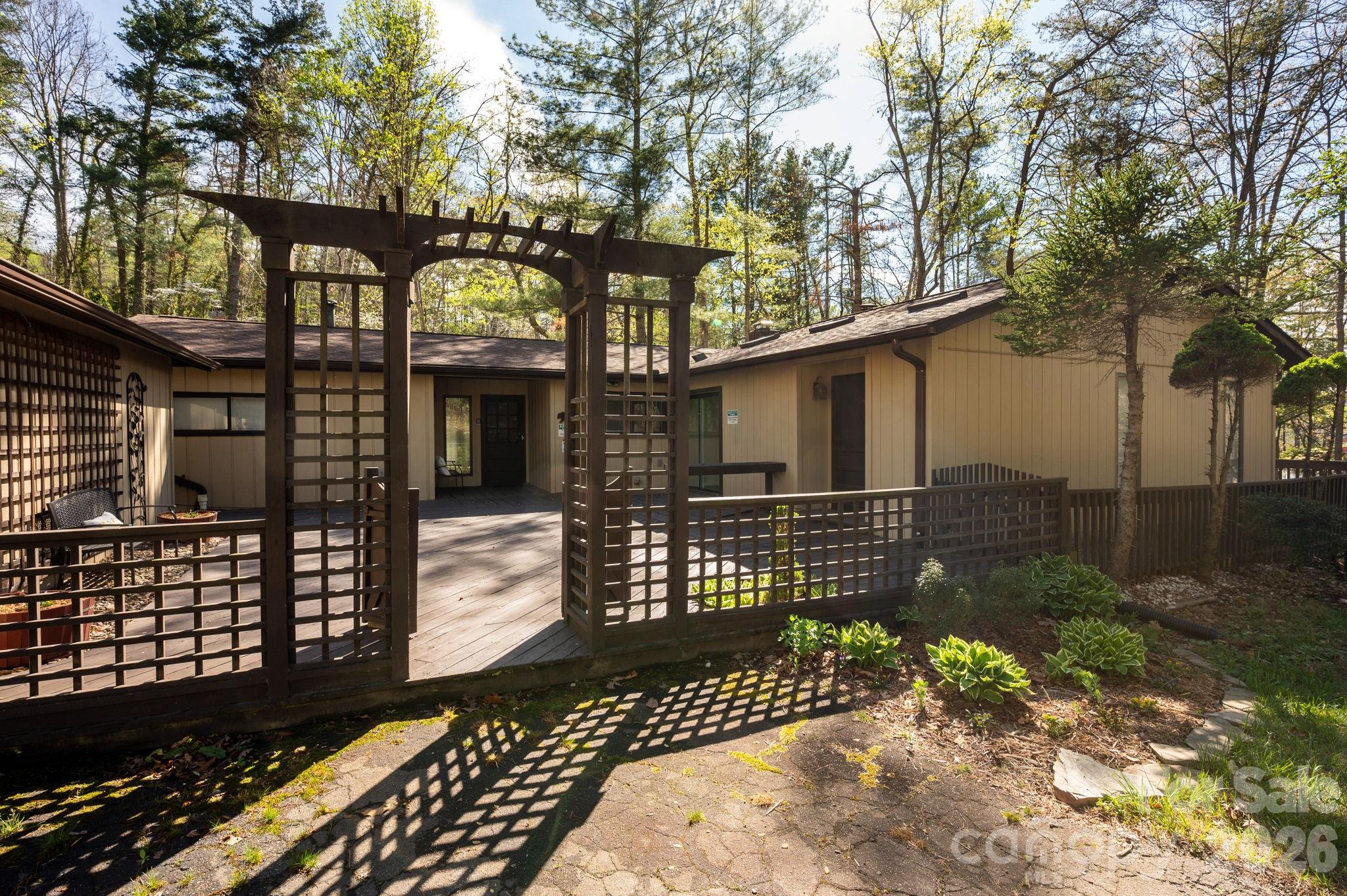 111 Hidden Pond Lane Asheville NC 28804