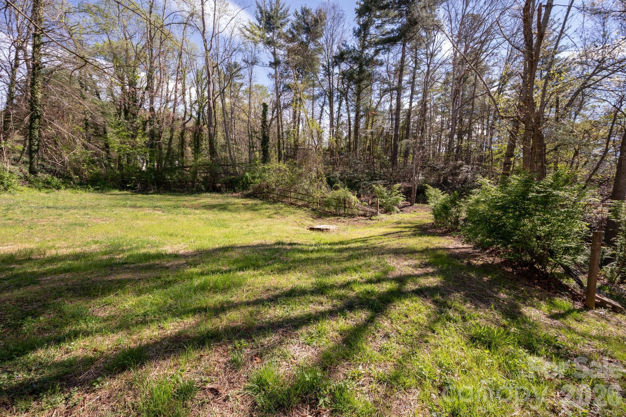 111 Hidden Pond Lane Asheville NC 28804
