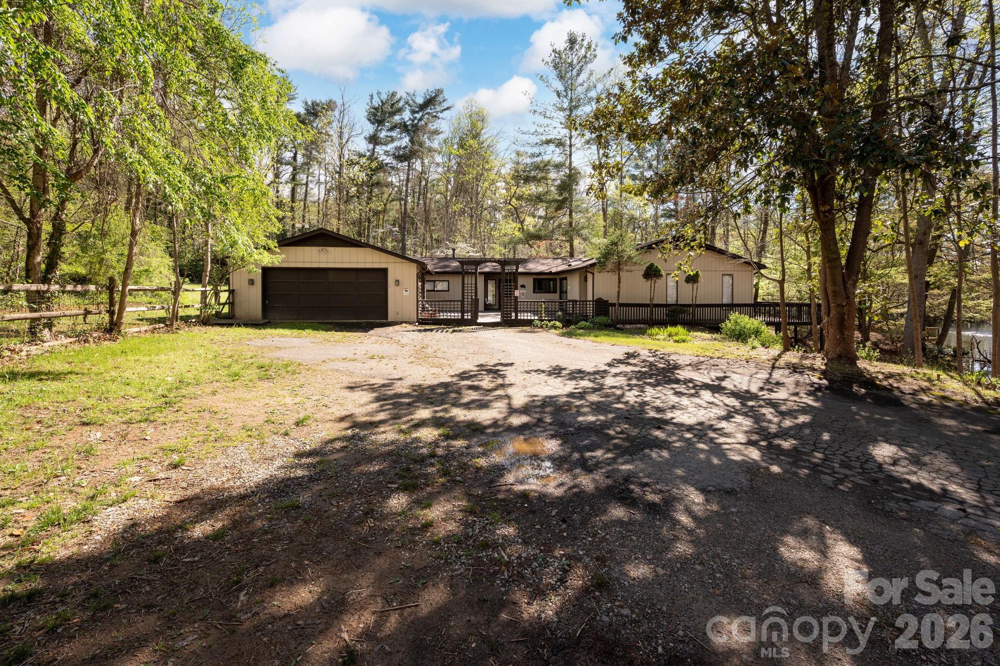 111 Hidden Pond Lane Asheville NC 28804