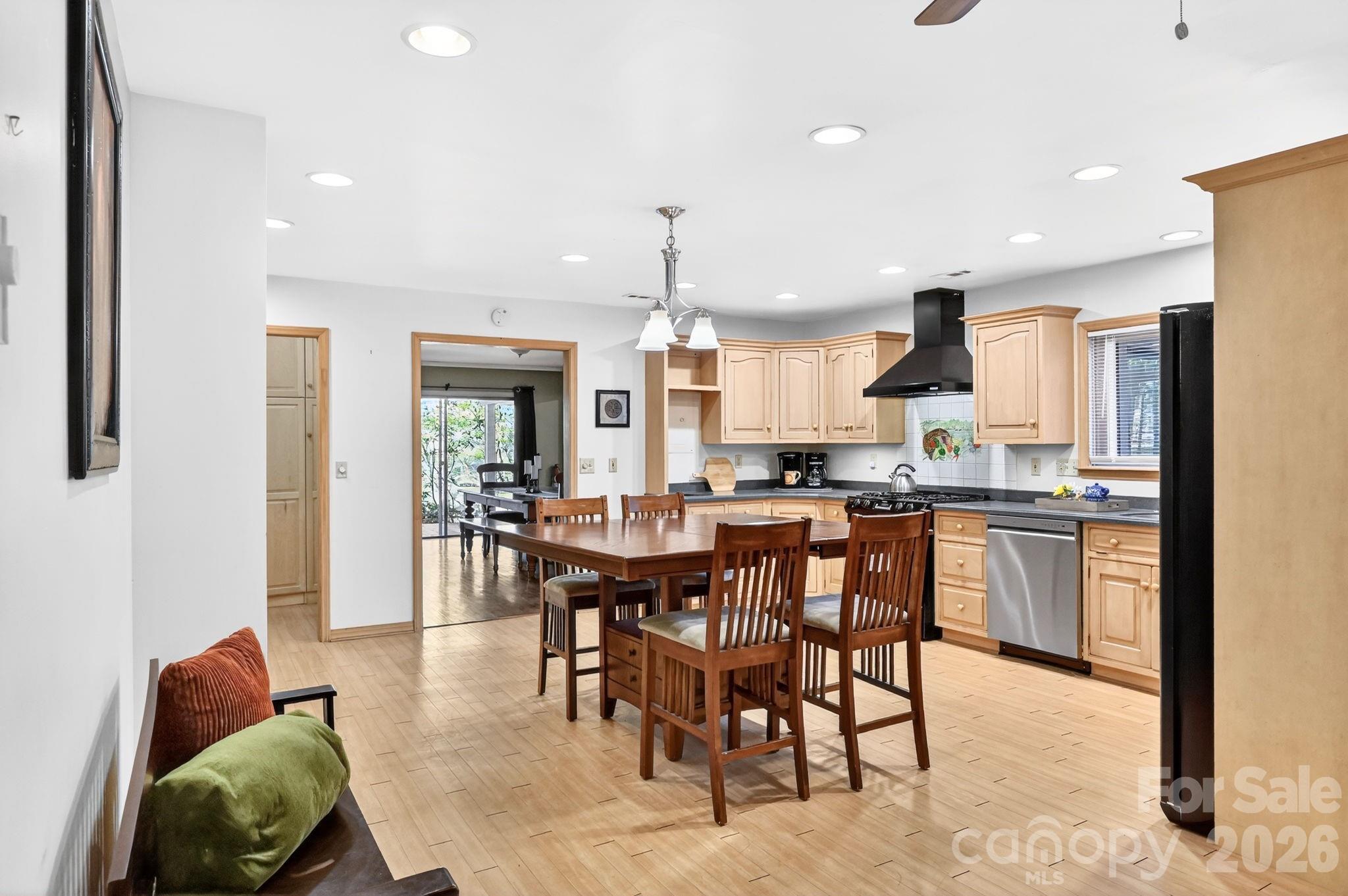 111 Hidden Pond Lane Asheville NC 28804