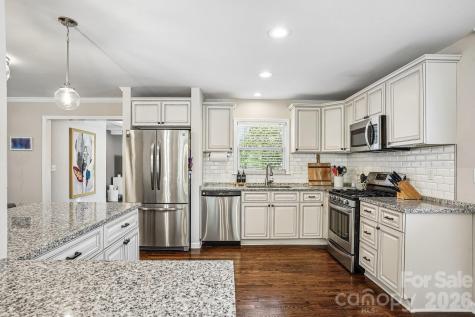4238 Donnybrook Place Charlotte NC 28205