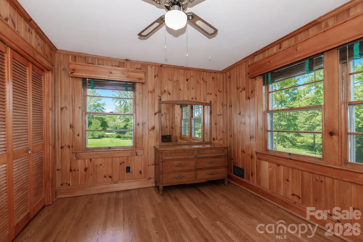 216 31st Avenue NW Hickory NC 28601