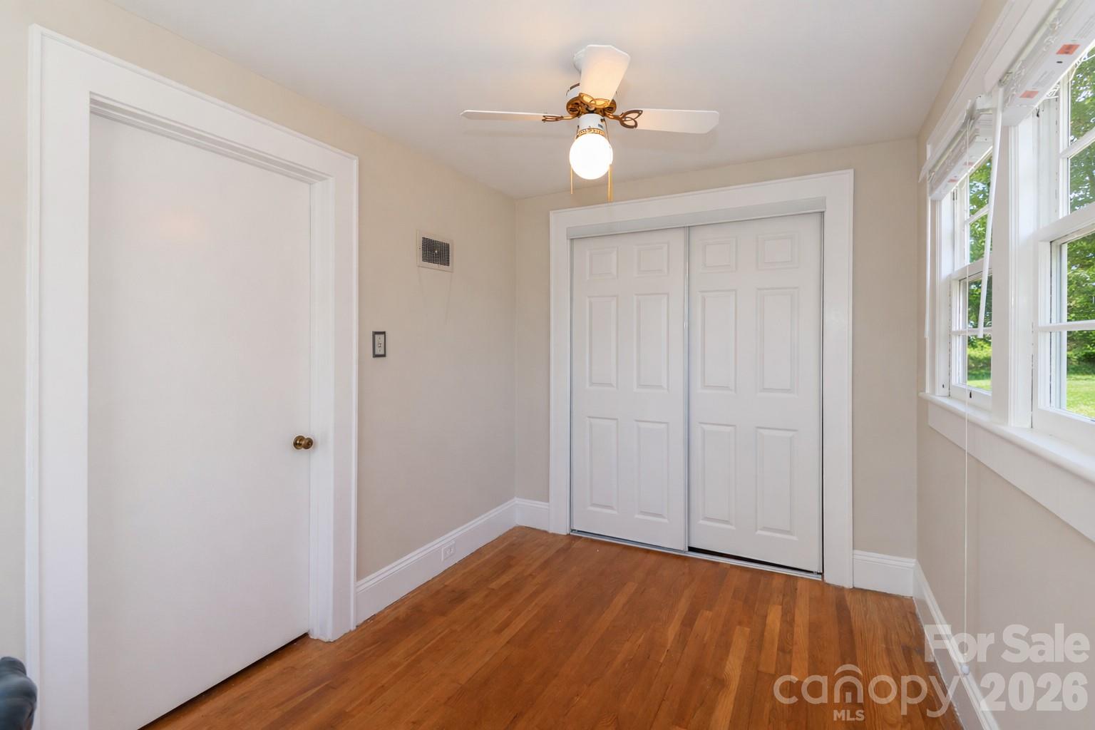 216 31st Avenue NW Hickory NC 28601