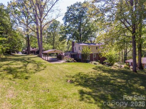 216 31st Avenue NW Hickory NC 28601
