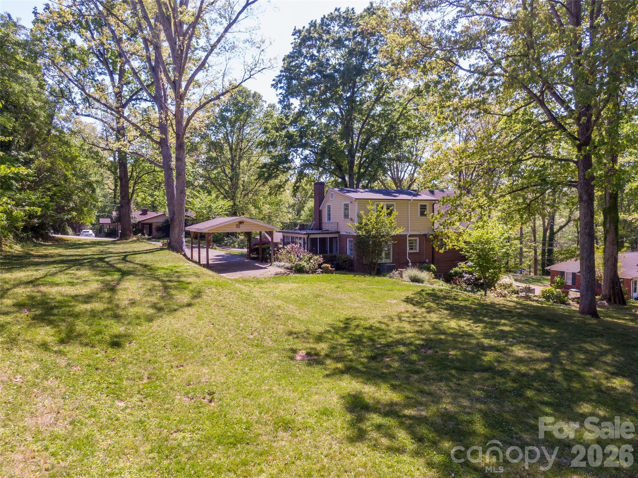216 31st Avenue NW Hickory NC 28601