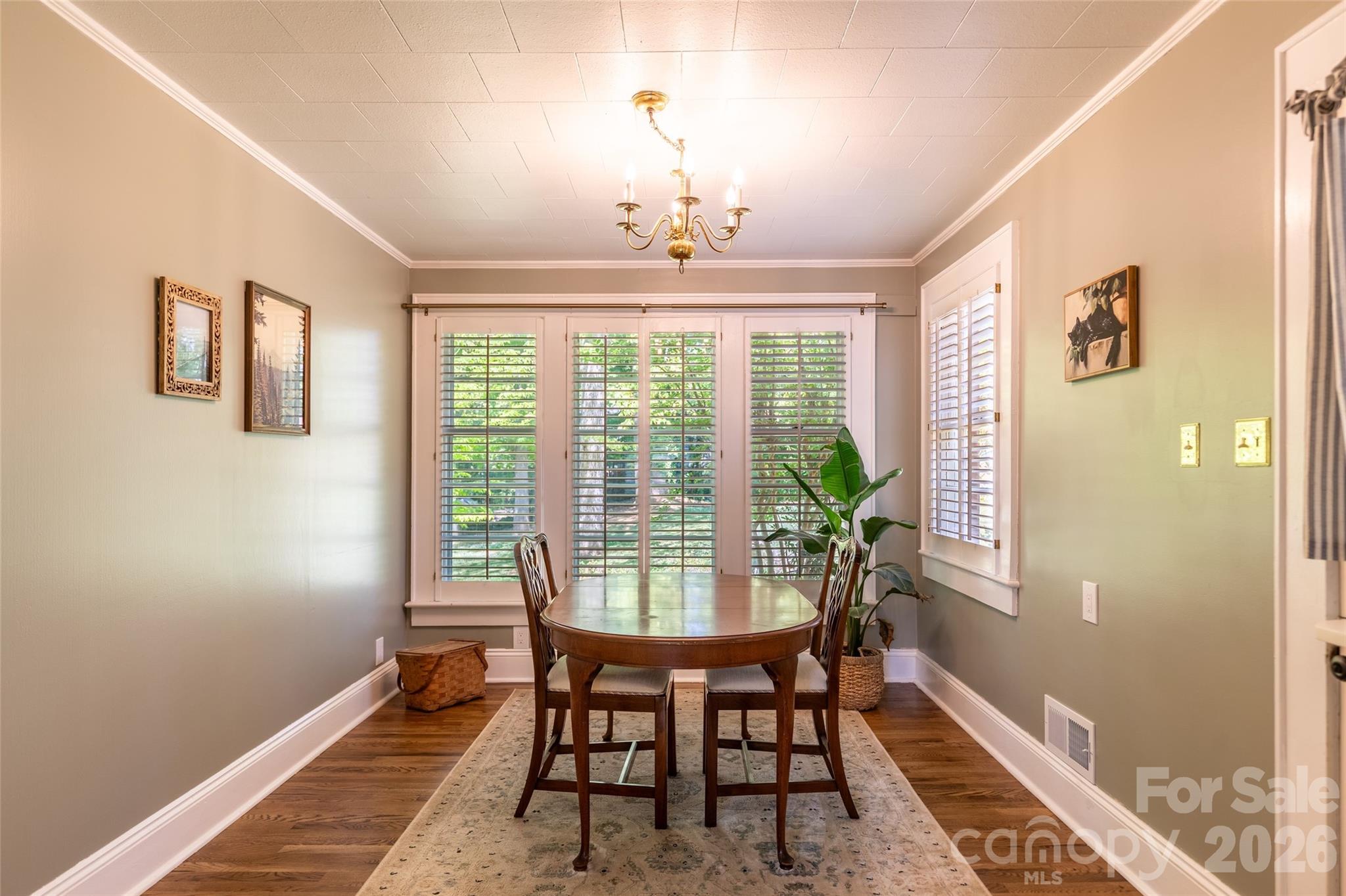 216 31st Avenue NW Hickory NC 28601