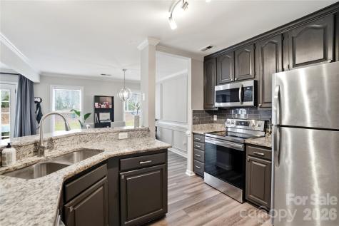 8729 Fox Chase Lane Charlotte NC 28269