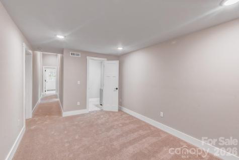 127 Northbend Drive Asheville NC 28804