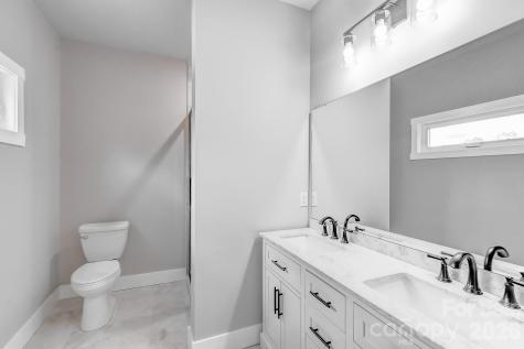 127 Northbend Drive Asheville NC 28804