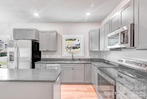 127 Northbend Drive Asheville NC 28804