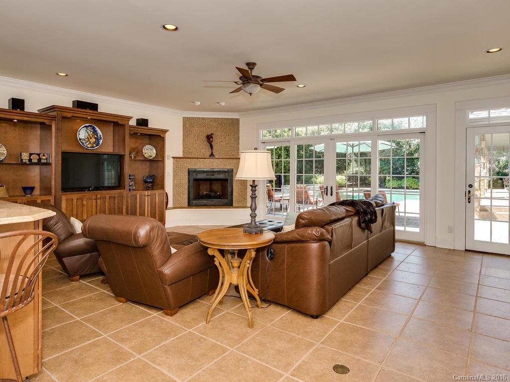 3436 Selwyn Avenue Charlotte NC 28209