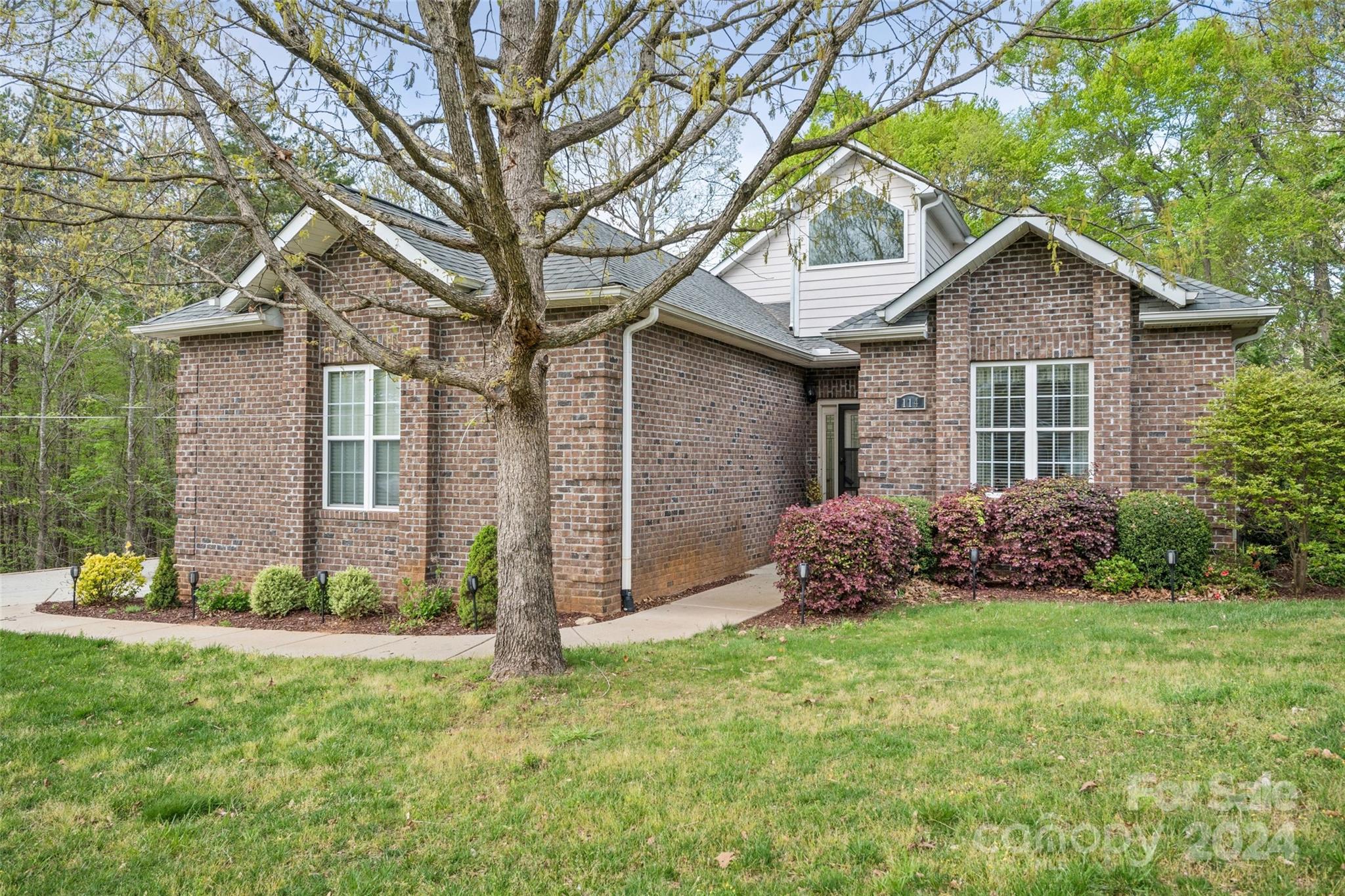 114 W Tattersall Drive Statesville NC 28677