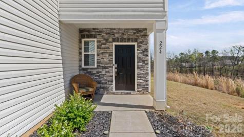 224 Eden Avenue Mooresville NC 28115