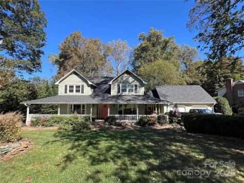 303 Fallingbrook Drive Belmont NC 28012