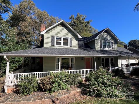 303 Fallingbrook Drive Belmont NC 28012