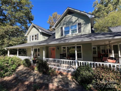 303 Fallingbrook Drive Belmont NC 28012