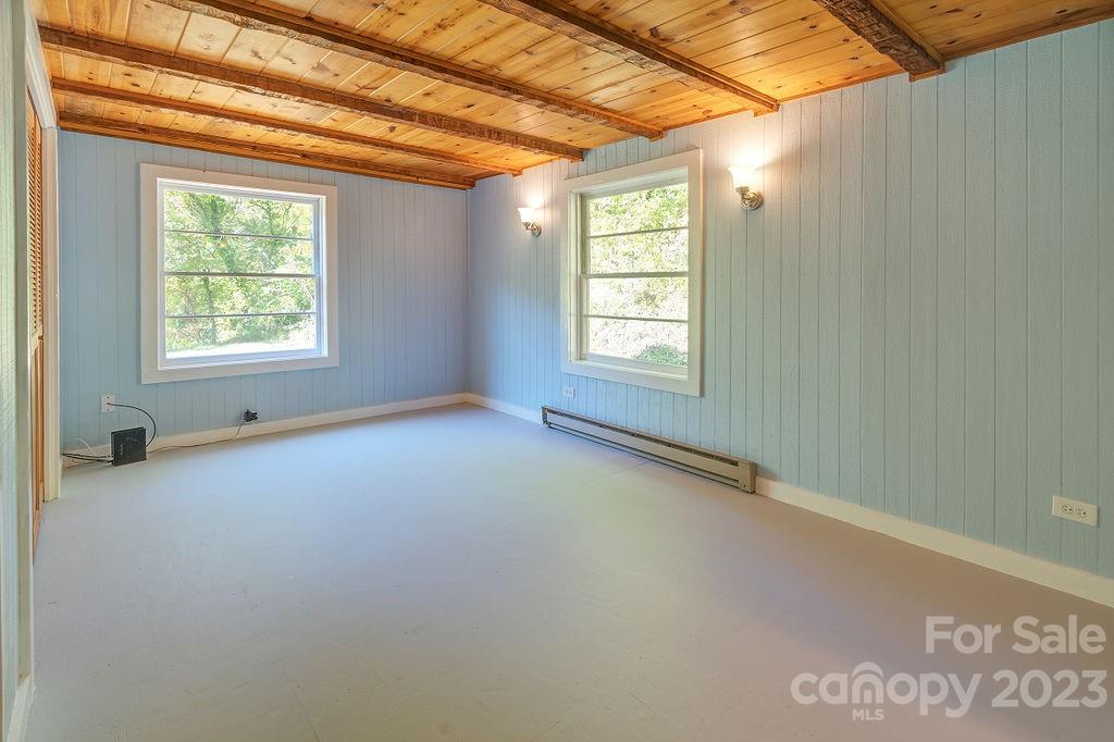 107 Welch Road Candler NC 28715