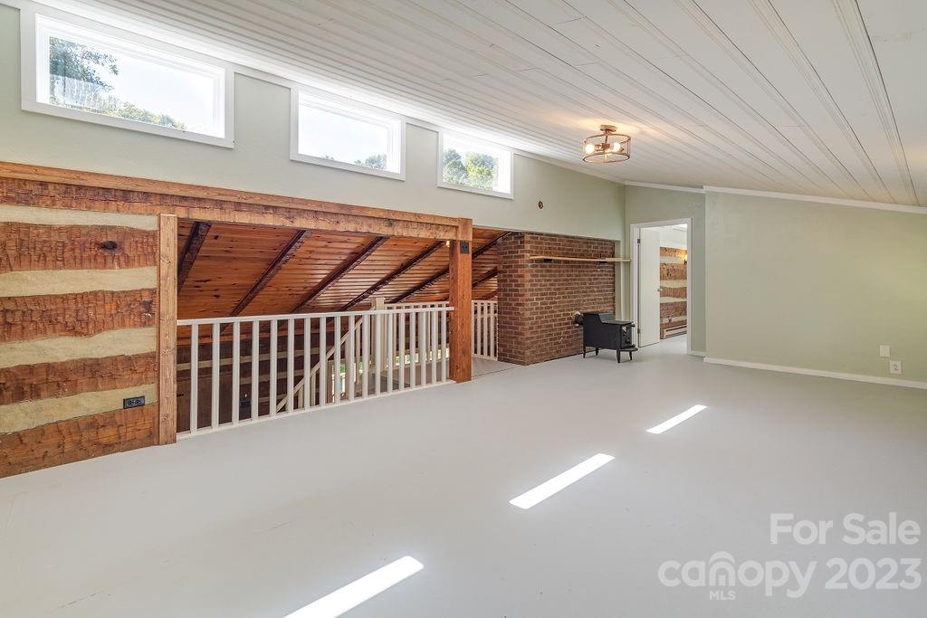 107 Welch Road Candler NC 28715