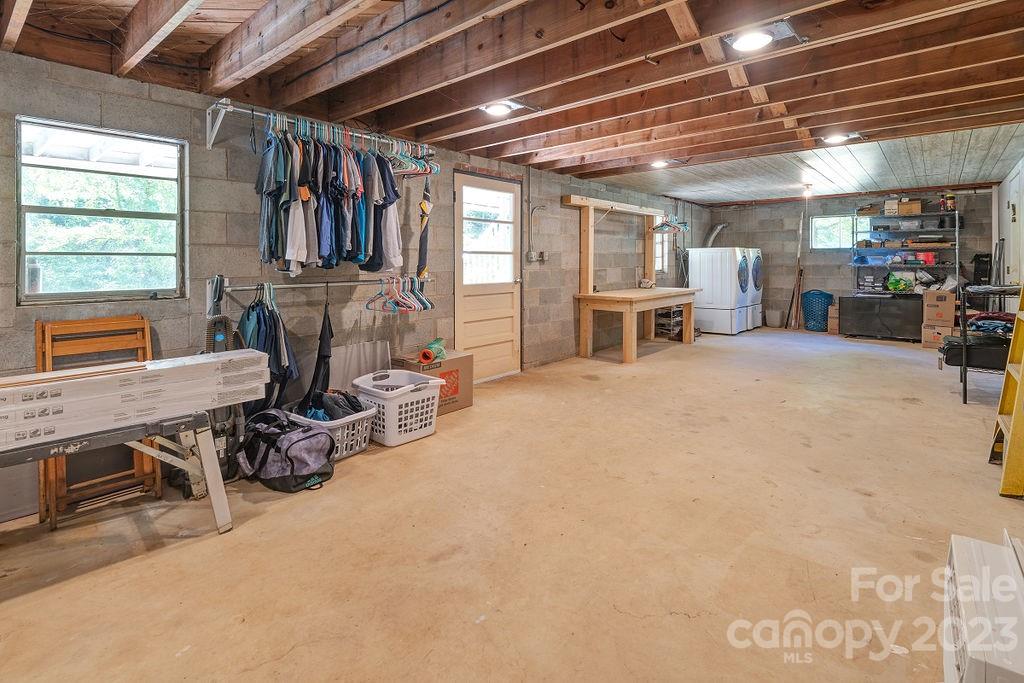 107 Welch Road Candler NC 28715