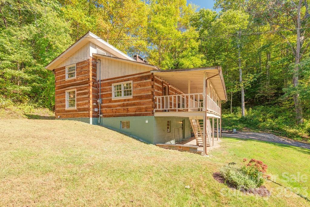 107 Welch Road Candler NC 28715