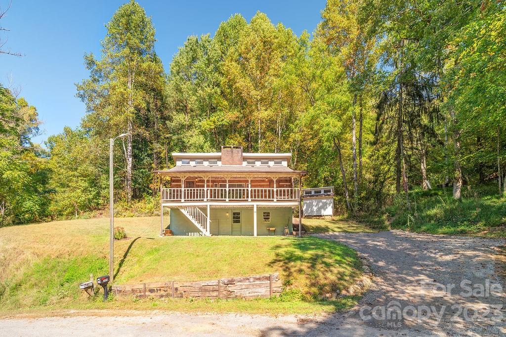 107 Welch Road Candler NC 28715