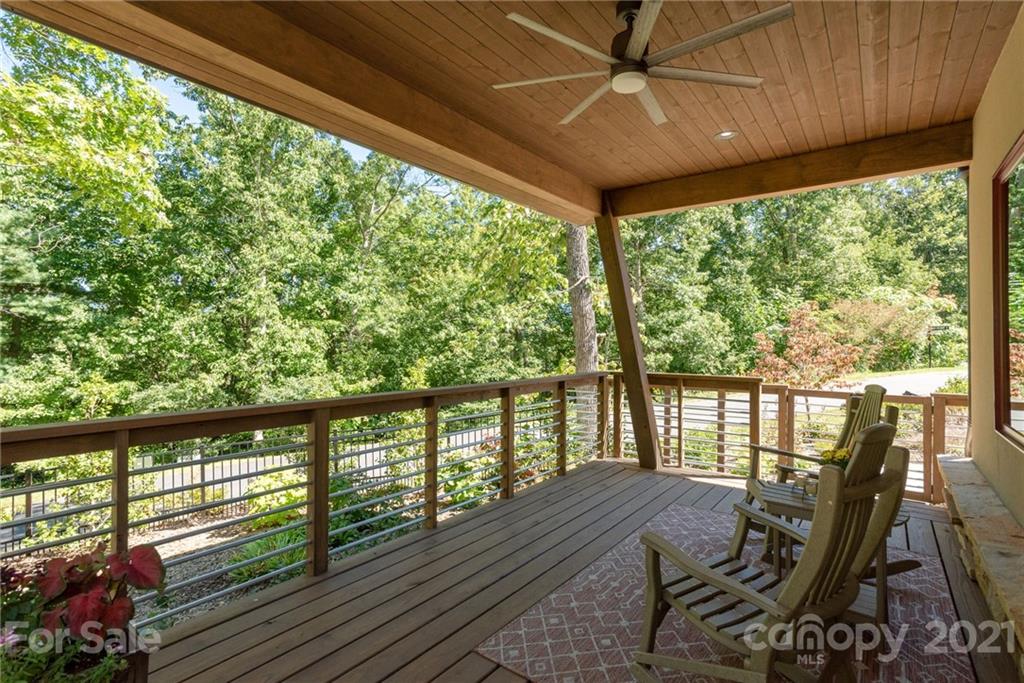 121 High Hickory Trail Swannanoa NC 28778