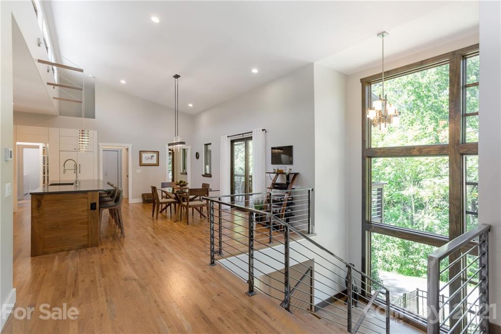 121 High Hickory Trail Swannanoa NC 28778