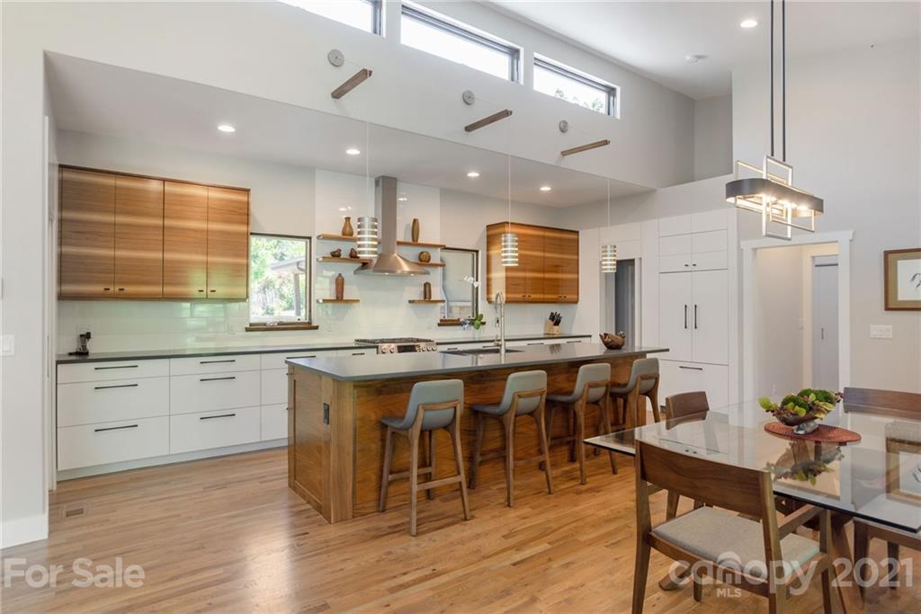 121 High Hickory Trail Swannanoa NC 28778