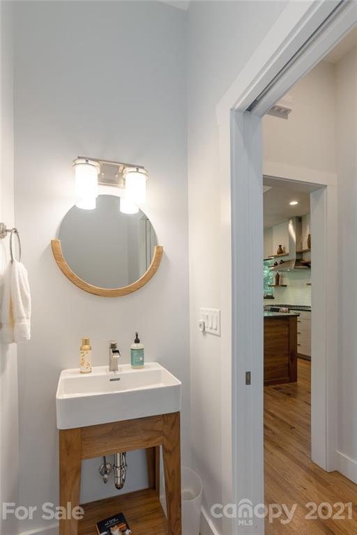 121 High Hickory Trail Swannanoa NC 28778