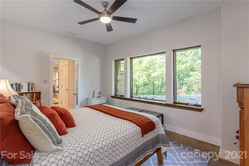121 High Hickory Trail Swannanoa NC 28778