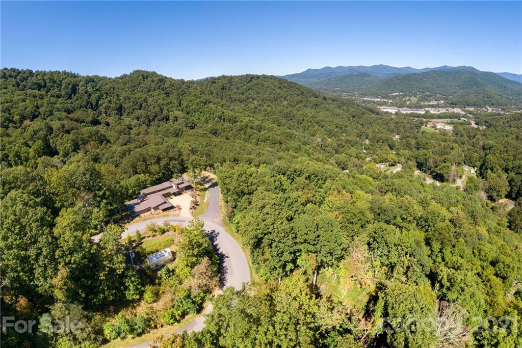121 High Hickory Trail Swannanoa NC 28778