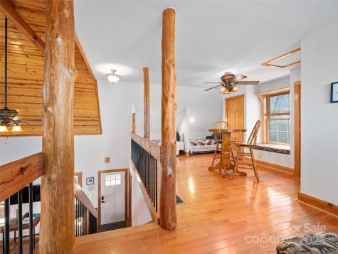 20 Claw Court Bakersville NC 28705