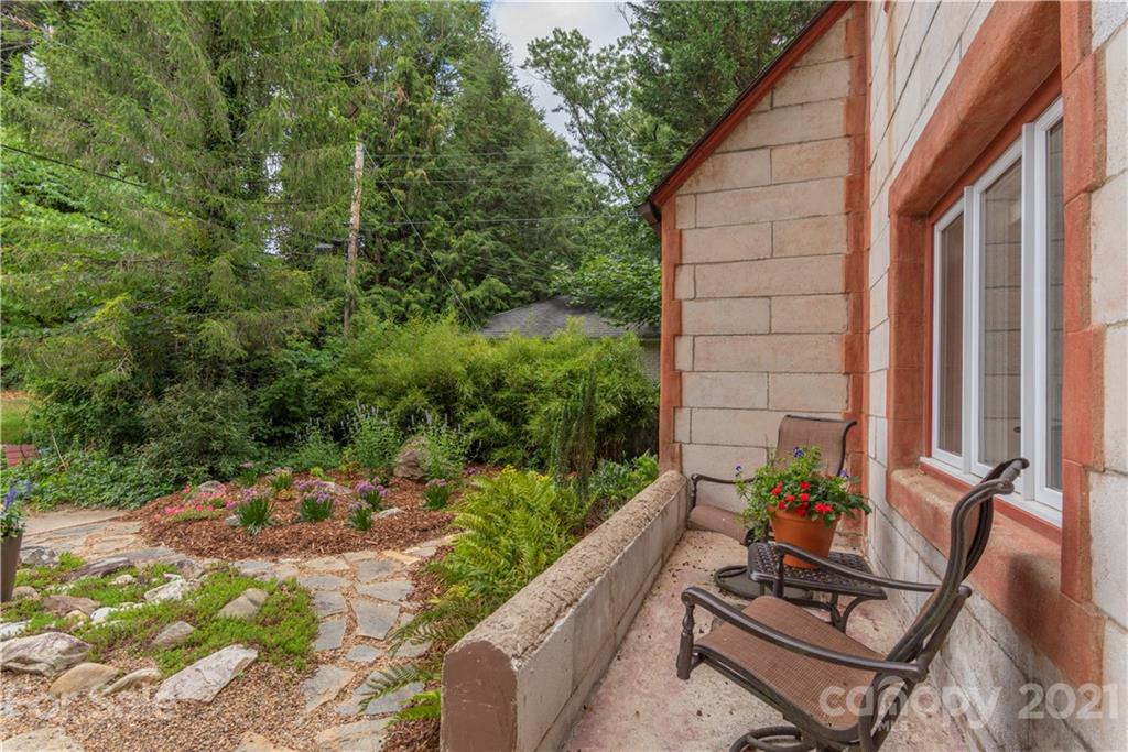 30 Norwood Avenue Asheville NC 28804