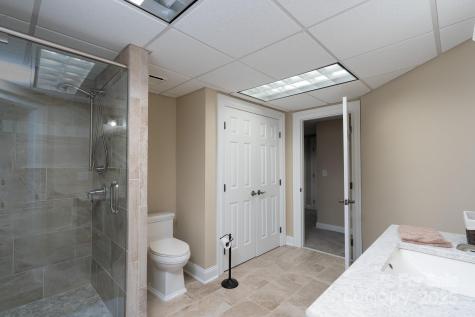 444 Glenbrook Springs New London NC 28127