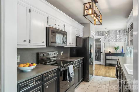 494 Dogwood Lane North Wilkesboro NC 28659