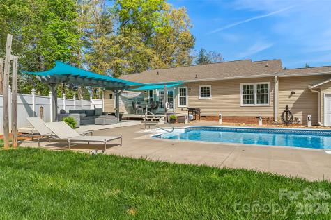 494 Dogwood Lane North Wilkesboro NC 28659