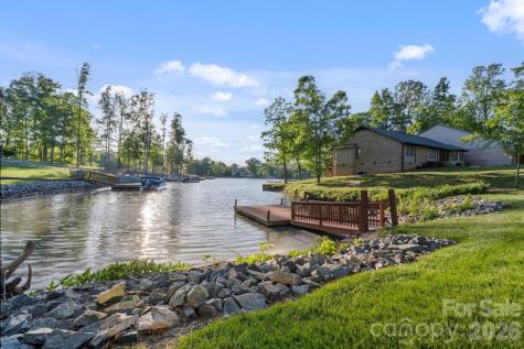710 Riverwood Drive Lexington NC 27292
