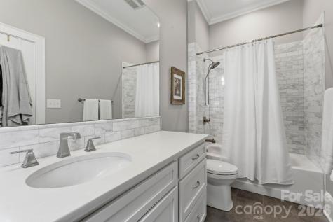 400 Glen Oaks Road Charlotte NC 28270