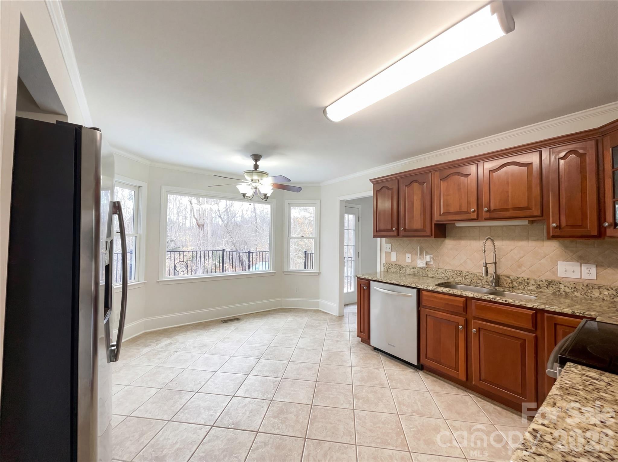 122 W Tattersall Drive Statesville NC 28677