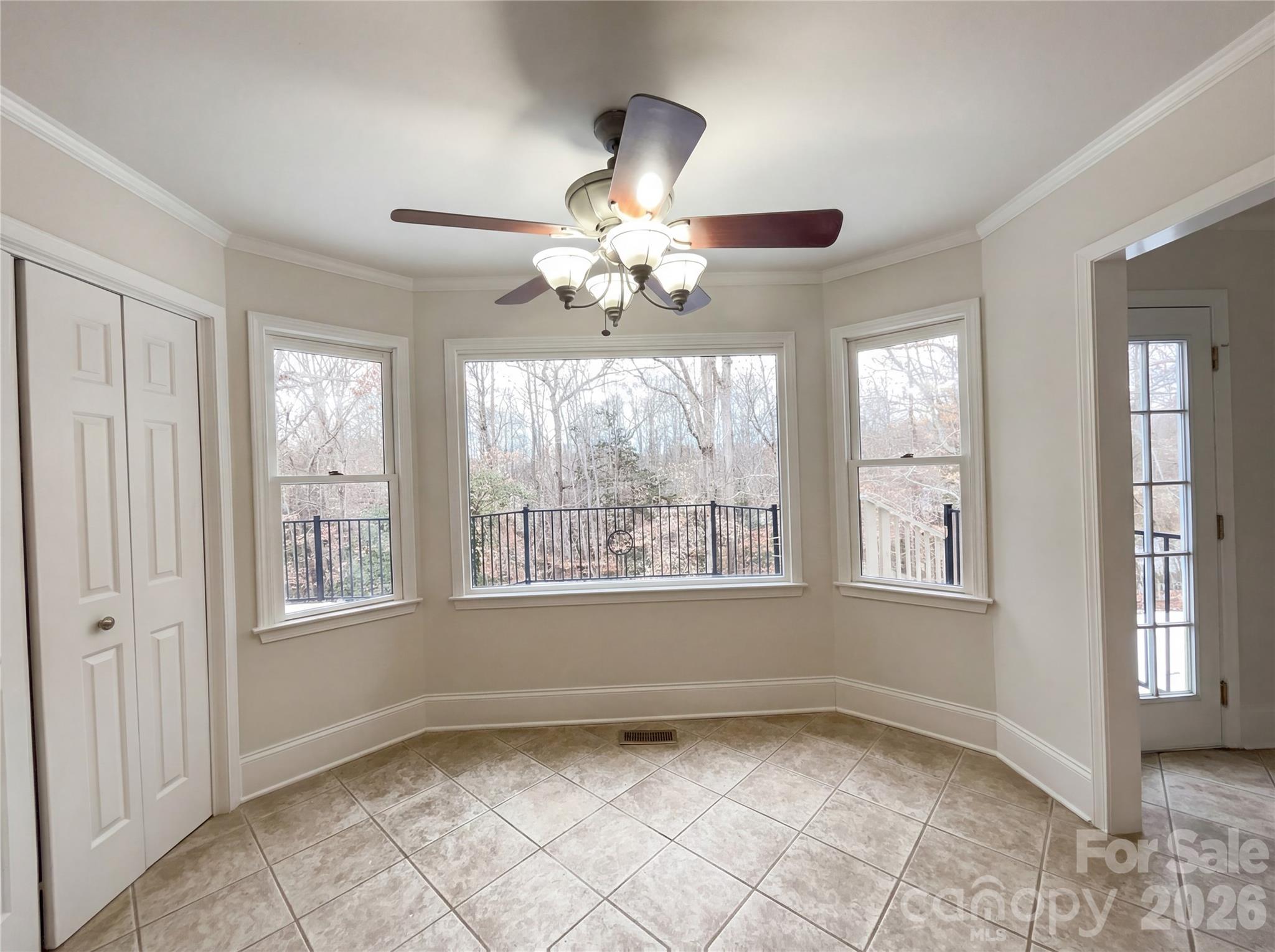 122 W Tattersall Drive Statesville NC 28677