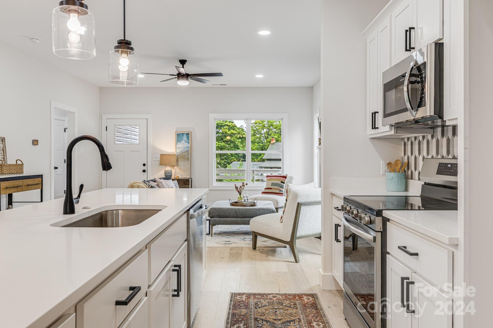 87 White Oak Road Arden NC 28704