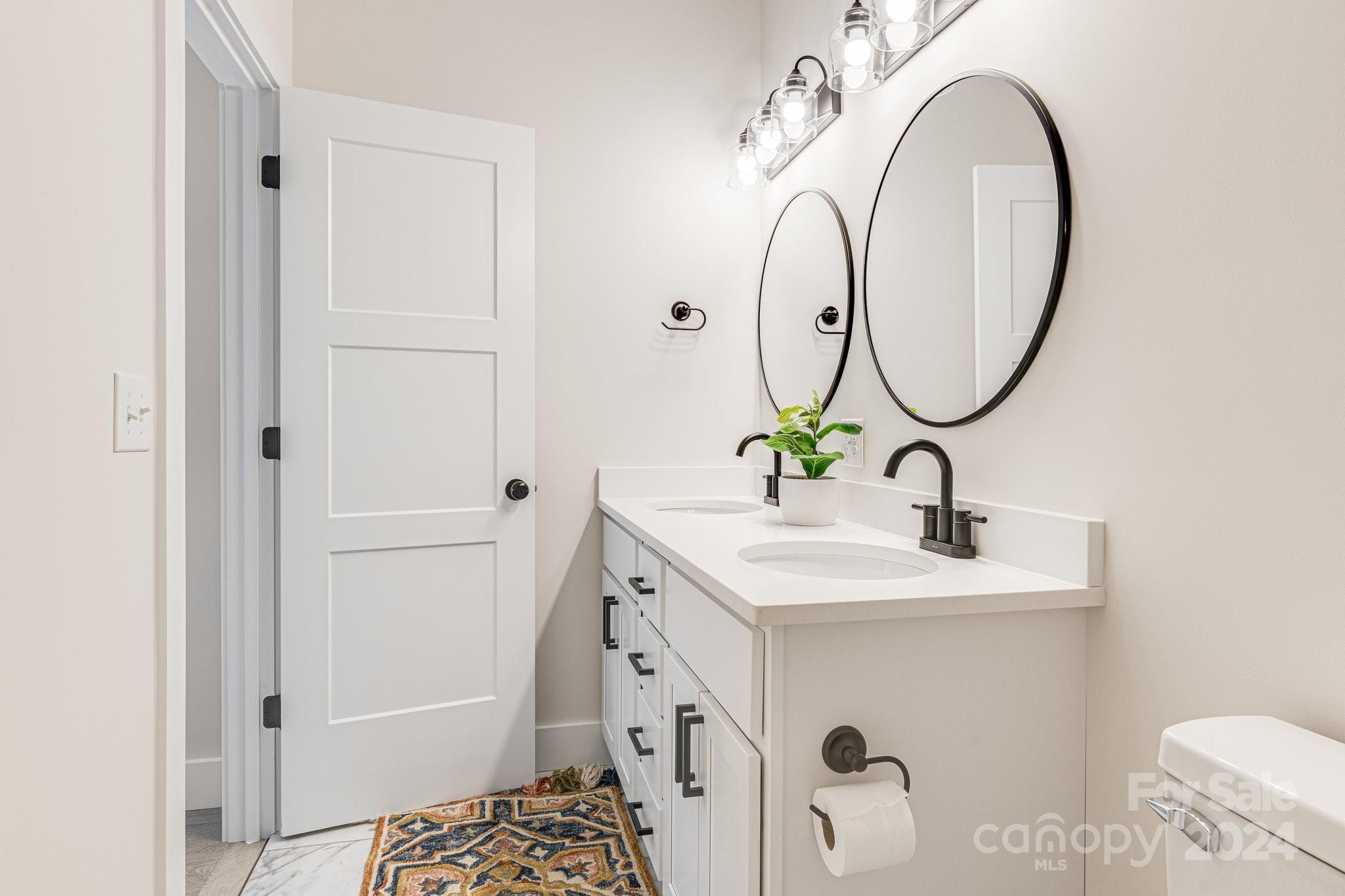 87 White Oak Road Arden NC 28704