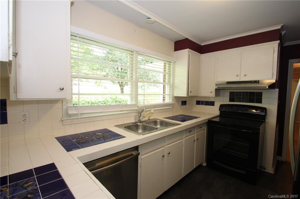 850 Allister Drive Charlotte NC 28227