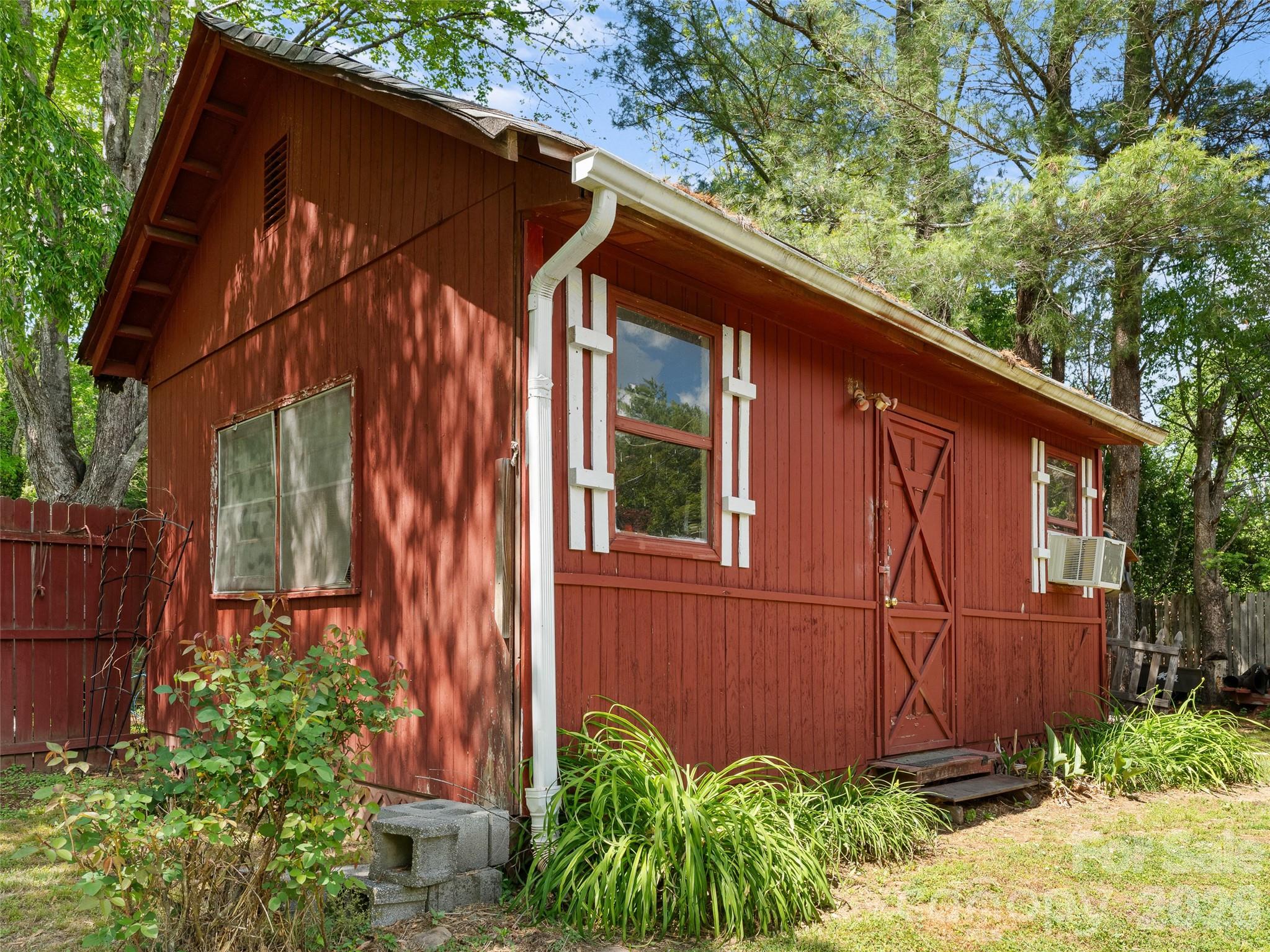 4 Forge Drive Mills River NC 28759