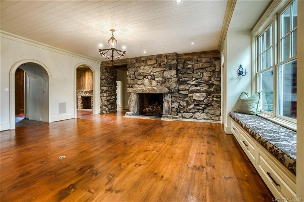 1950 Harris Road Charlotte NC 28211