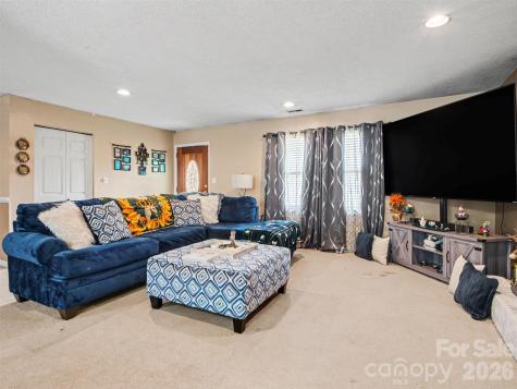 888 Sunbeam Drive Lincolnton NC 28092
