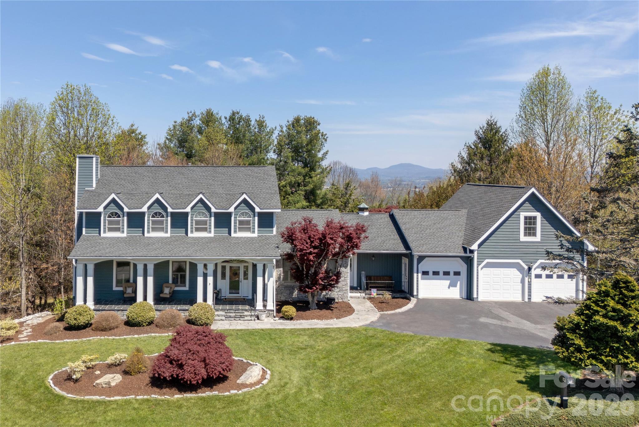 102 Brookhollow Drive Flat Rock NC 28731